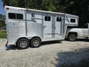2000-c-c-2-horse-gn.jpg 2000 C&C 2 horse GN