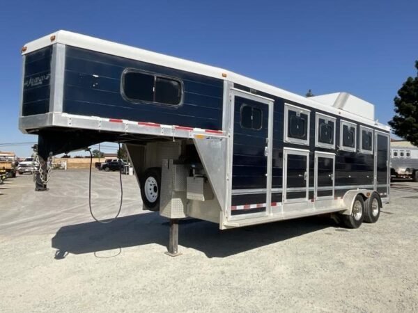 2005-jamco-4-horse-gooseneck-trailer.jpg 2005 Jamco 4 Horse Gooseneck Trailer