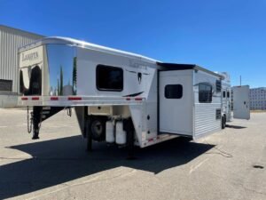 2015-lakota-bighorn-edition-8414-4-horse-trailer-with-living-quarters-1-slide.jpg 2015 Lakota Bighorn Edition 8414 4 Horse Trailer With Living Quarters “1 Slide”