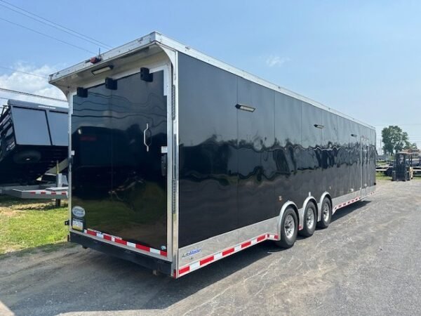 2021 Continental 8.5 x 44 Enclosed Gooseneck Trailer