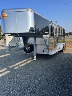 2022-sundowner-3-horse-slant-gn-trailer.jpg 2022 Sundowner 3 Horse Slant GN Trailer