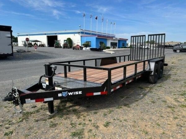 Bwise-7x20-Low-Profile-Equipment-Trailer-Side-Rail-Split-Landscape-Gate-6.jpg BWise 7 x 20 Equipment Trailer – Split Landscape Ramp