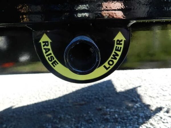 BWise 8 x 24 Deckover Equipment Trailer – Pop Up Beavertail