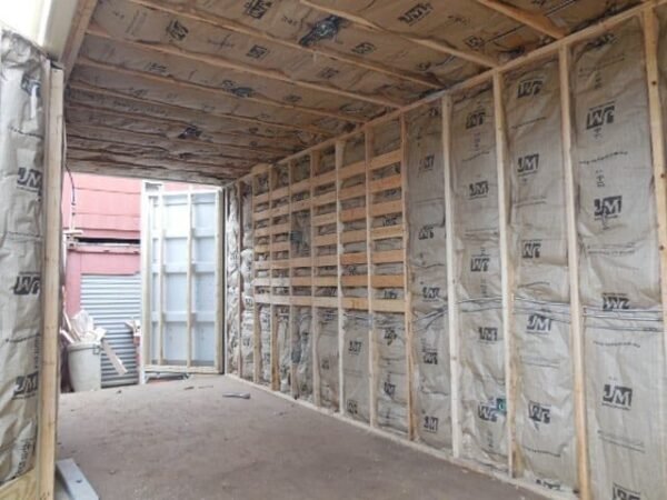 TRS-frame-insulate-panel.jpg 20ft Refrigeration Containers