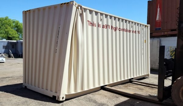 new-20ft-hc-lowbridged.jpg 20ft Long Highcube Containers