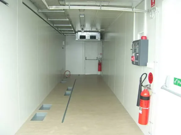port-switch-room-container-30.webp Switch Rooms